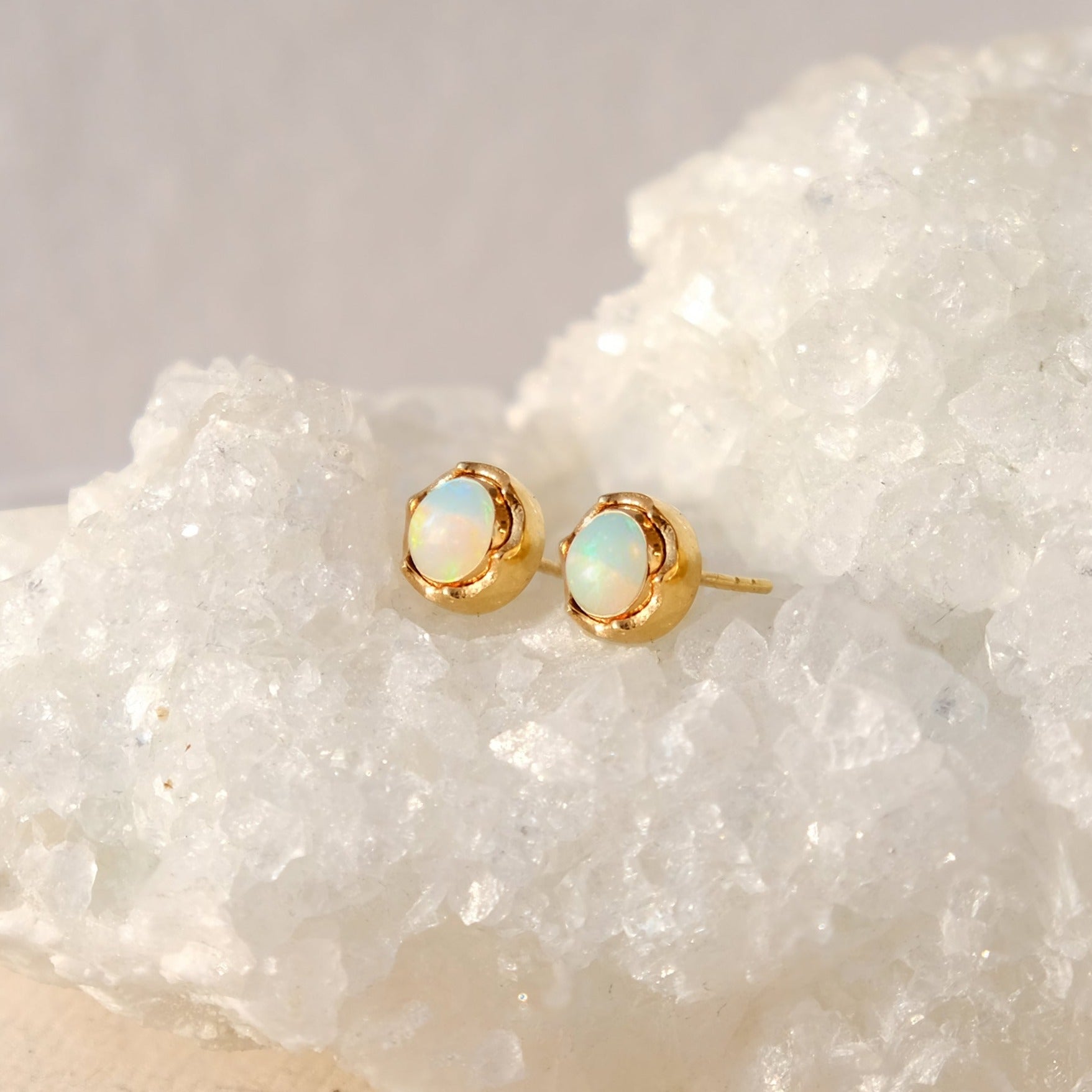 GOLD AND OPAL STUD EARRINGS