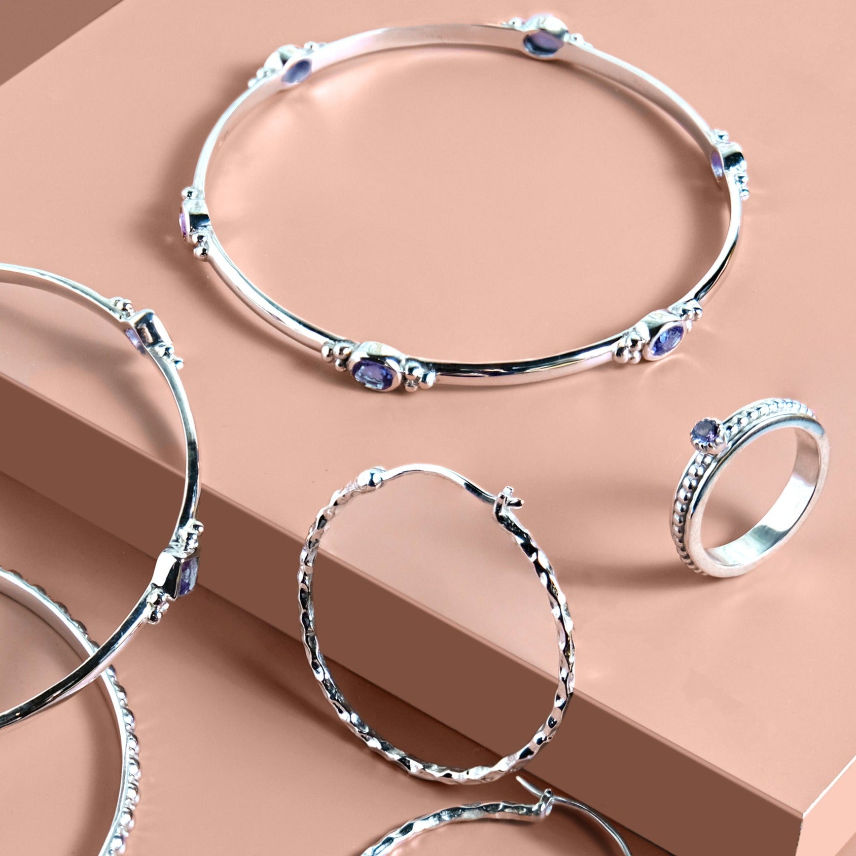 Holi Jewel Tanzanite Bangle