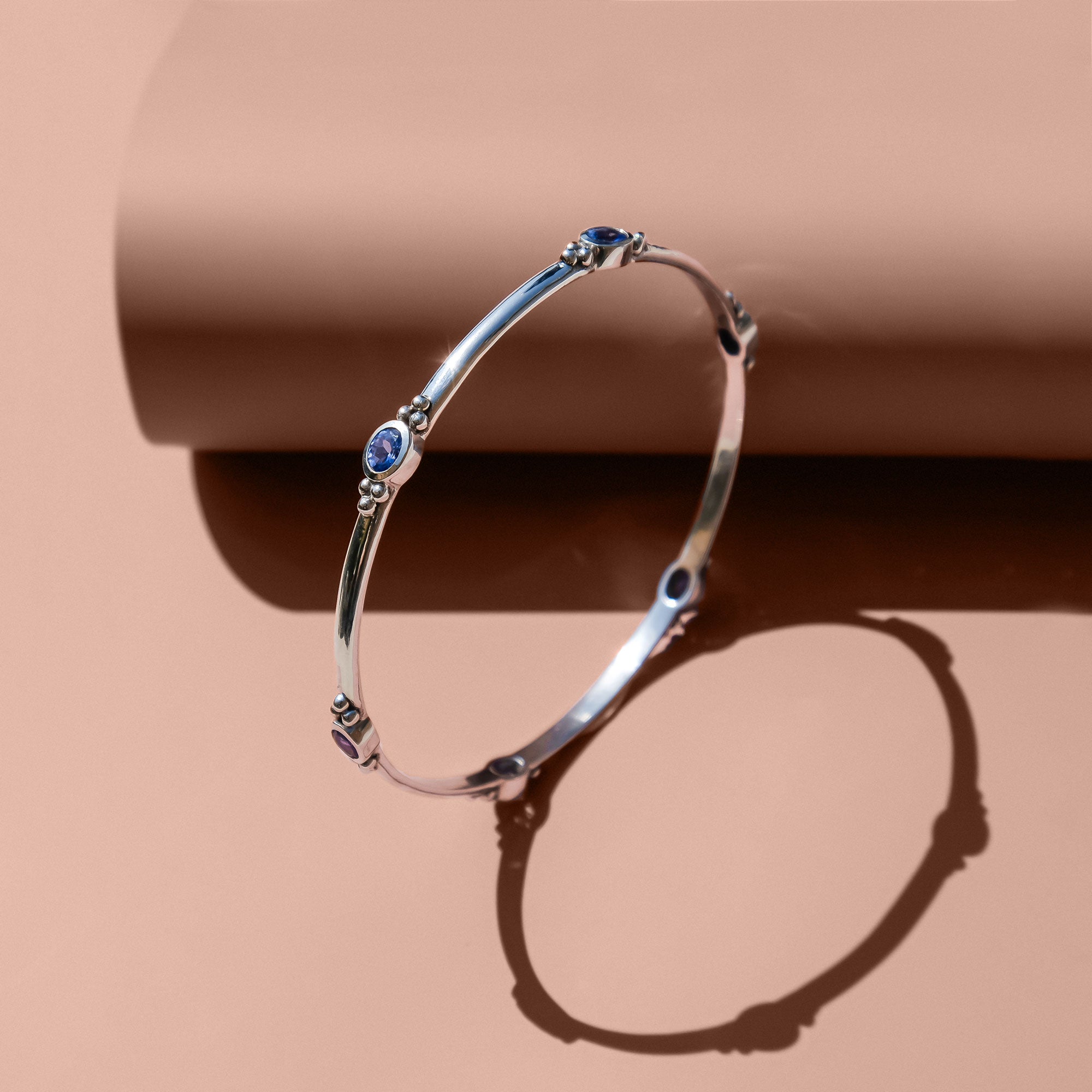 Holi Jewel Silver Tanzanite Bangle