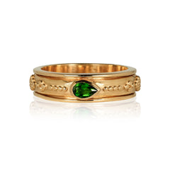 Gold spinning ring with chrome diopside green gemstone, Gold spinning ring, Gold spin ring with chrome diopside, Gold rawa detail spin ring, Gold gemstone spinner ring