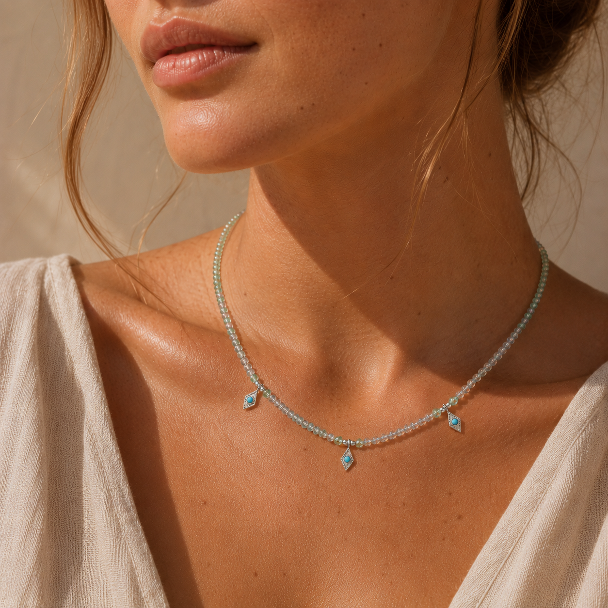 Mughal Love Apatite and Labradorite Gemstone Necklace, Blue Gemstone Beaded Necklace, Gemstone Beaded Silver Necklace