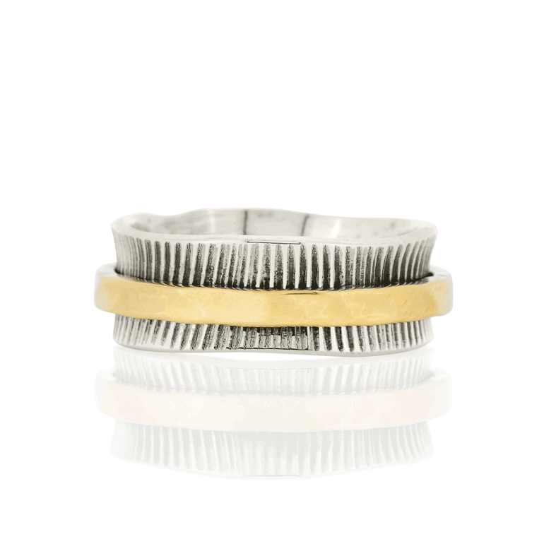 Silver spinning ring