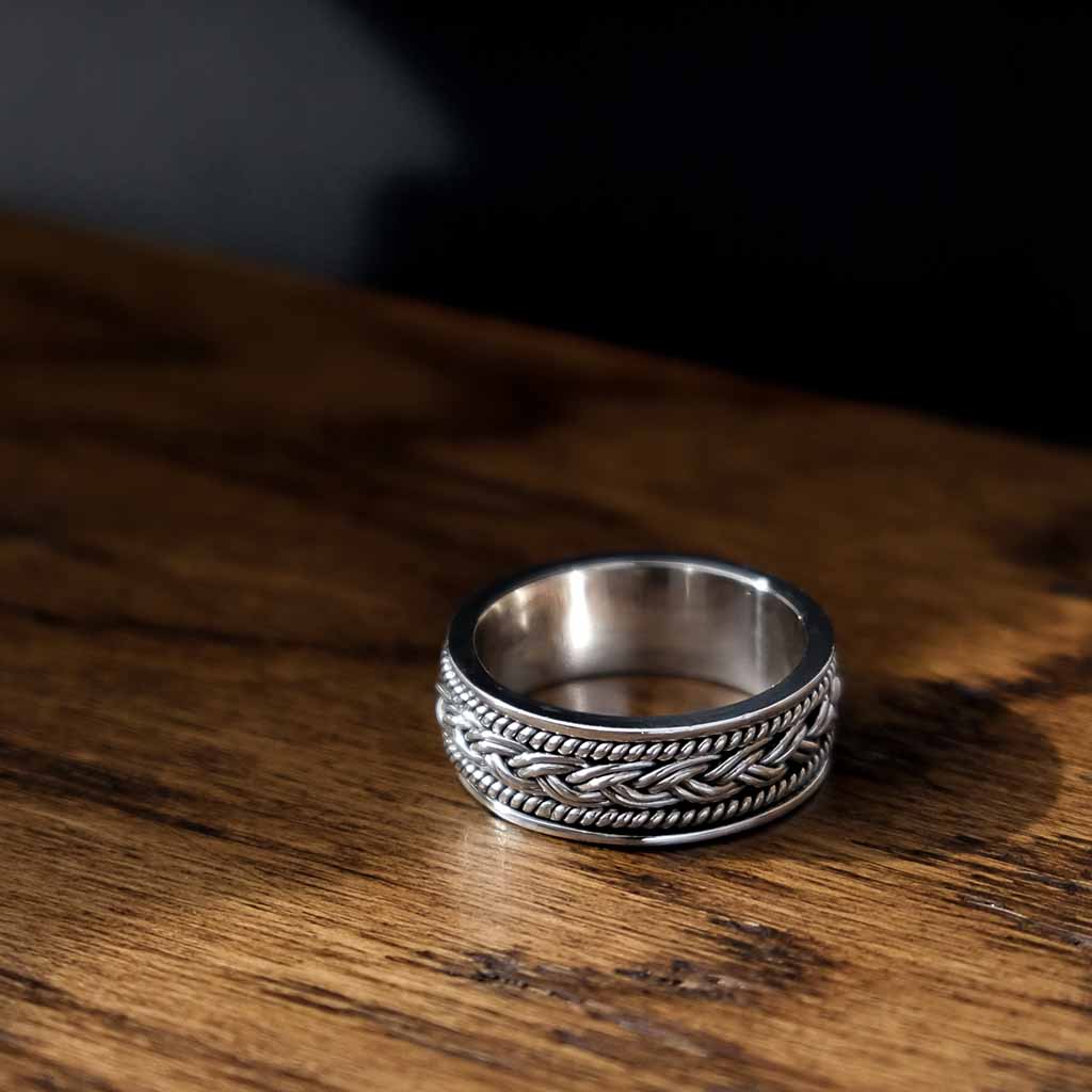 Silver ring clearance gents design